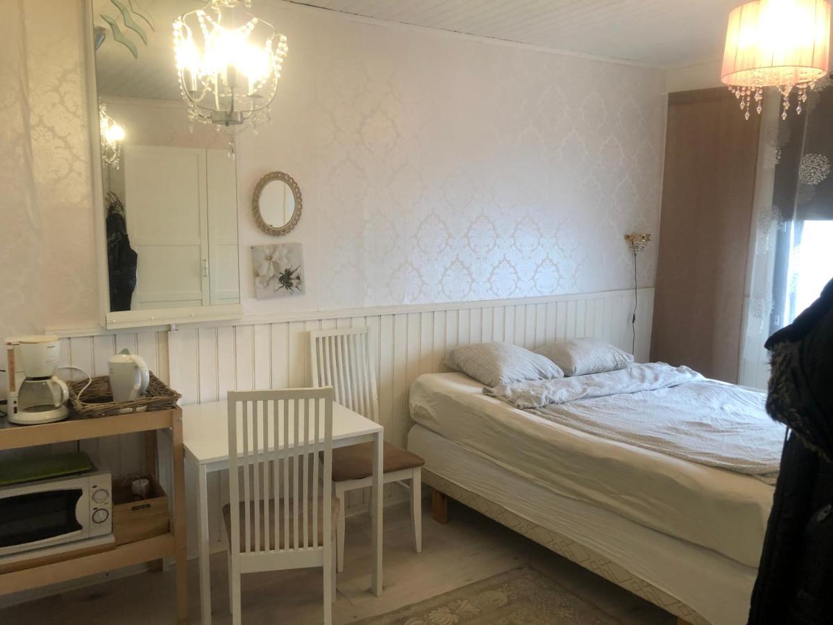 Puutaloasunto 1.8 Km Turun Aurajoelta Apartment Турку Екстериор снимка